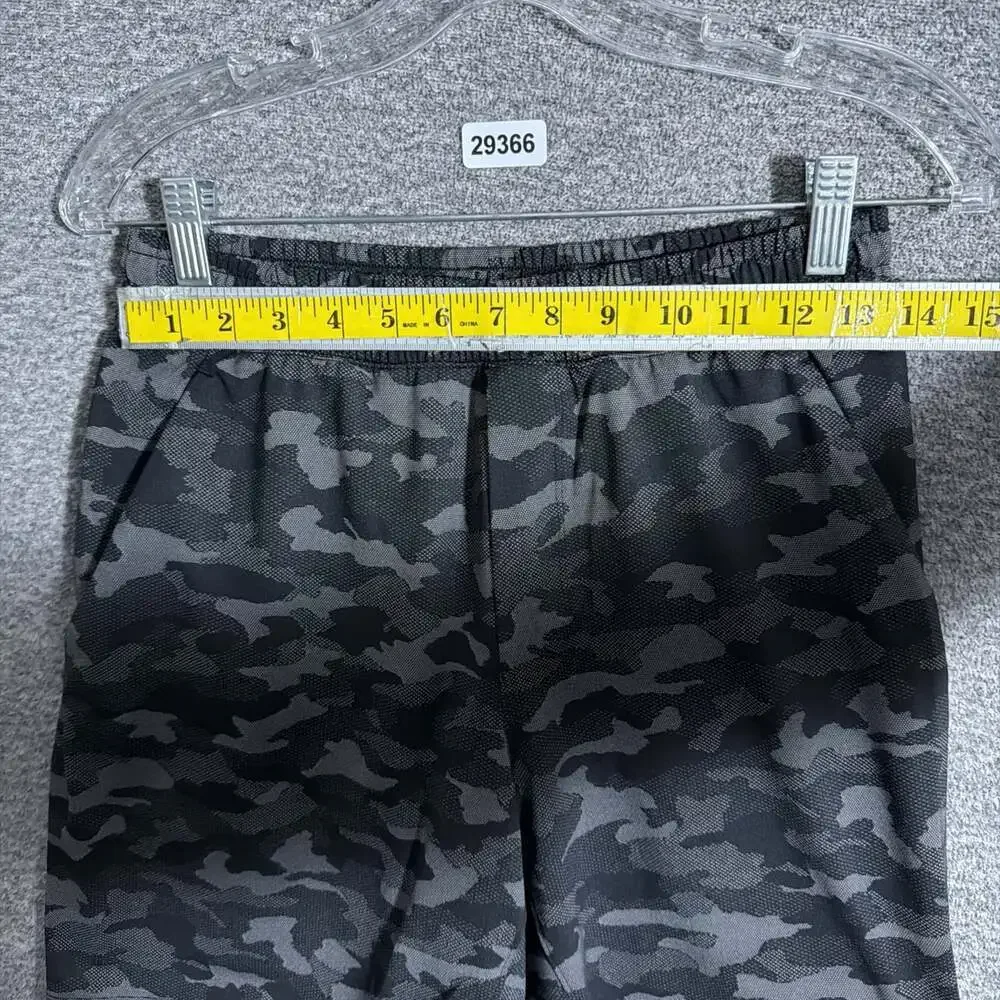 Lululemon Men’s Size Small Dark Camo 7
